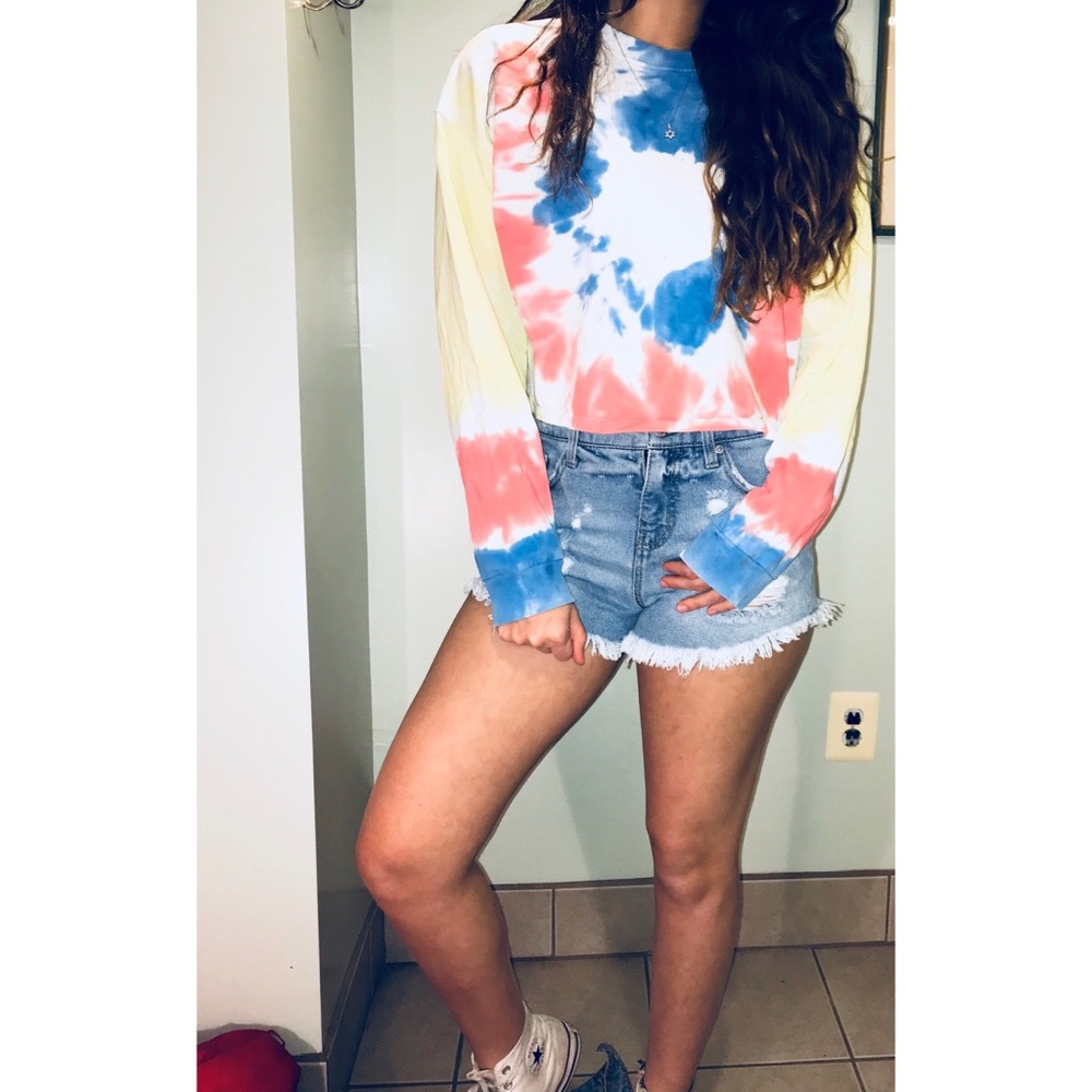 Zara cropped tie die🌈 top